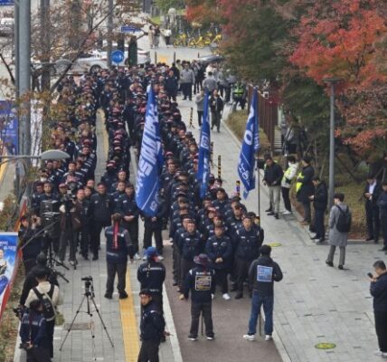 금속노조 "현대제철 노동자 생존권·지역 경제 파괴"… 위장폐업 규탄 결의대회 개최