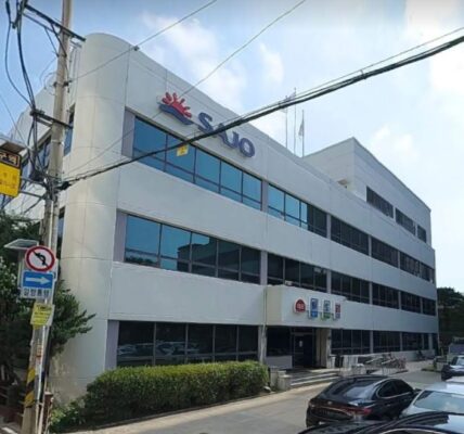 사조오양, '오양맛살' 명성 위협? 이유식 논란과 CJ 출신 대표 선임… 재무 불안 심화