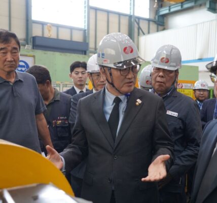 8일 태안, 한국서부발전(주) 태안발전본부(태안화력발전소 내 한전KPS 기계공작실) 현장답사 모습