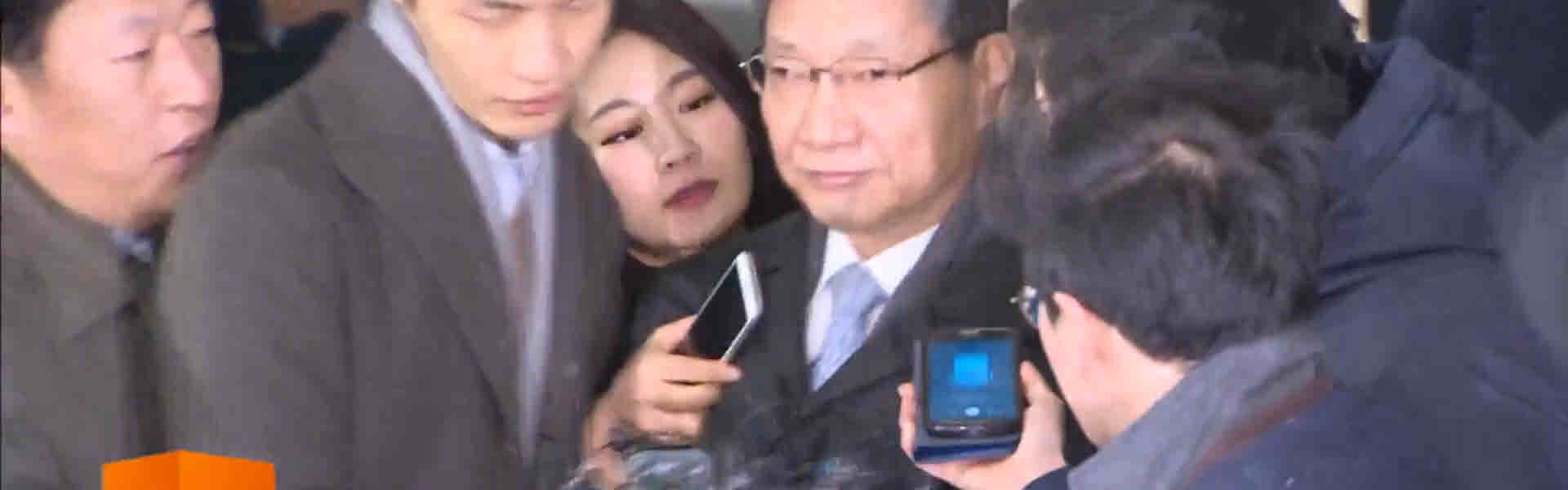 참여연대가 박근혜 정부 국정농단 사태 주범들의 특별사면 및 복권 결정에 대해 즉각 철회를 촉구했다. 이번 결정은 정경유착에 대한 사회적 단죄를 무효화하고 법치주의를 훼손하는 행위라는 비판을 받았다. 사진=연합뉴스TV캡처