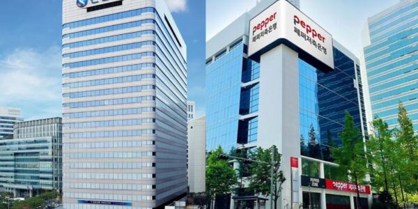 왼쪽은 신한은행 본점, 오른쪽은 페퍼저축은행 본점으로, 시중은행 예금 금리가 저축은행 평균을 추월하면서 자금이 1금융권으로 이동하는 ‘금리 역전’ 현상을 보여준다.