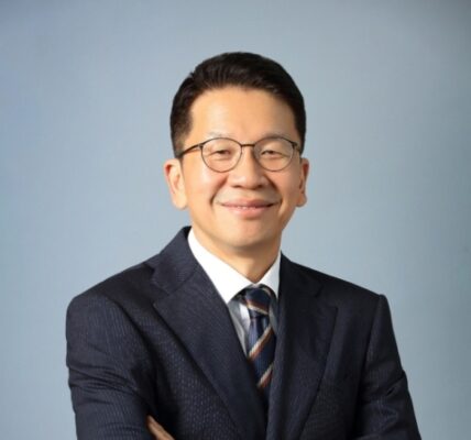 최창원 SK수펙스추구협의회 의장. 그는 SK가스 지분 72.2%를 보유한 지주사 SK디스커버리의 최대주주로서, 이번 3조 원대 내부거래 의사결정 구조의 정점에 있다.