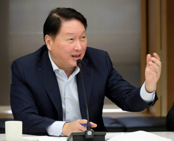 최태원 대한상공회의소 회장 겸 SK 회장이 2025년 3월 25일 서울 중구 대한상의에서 열린 기자간담회에서 발언하고 있다. 대한상의 제공