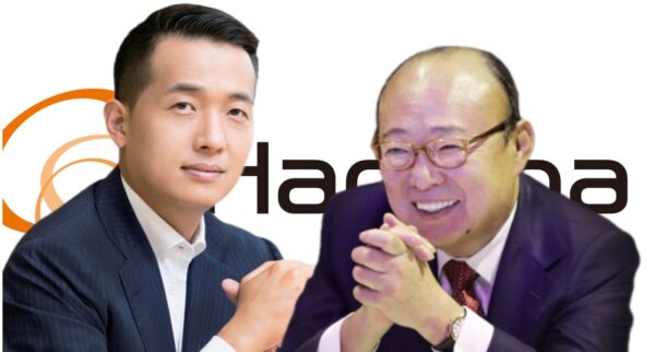 한화그룹 김승연 회장(오른쪽)과 장남 김동관 부회장(한화솔루션 대표이사). 사진=한화그룹, 그래픽=뉴스필드