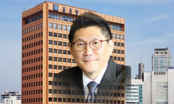 종근당 김영주 대표이사(경영총괄). 사진=종근당 제공, 그래픽=뉴스필드