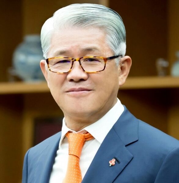 최신원 SK네트웍스 명예회장. 사진=SK네트웍스