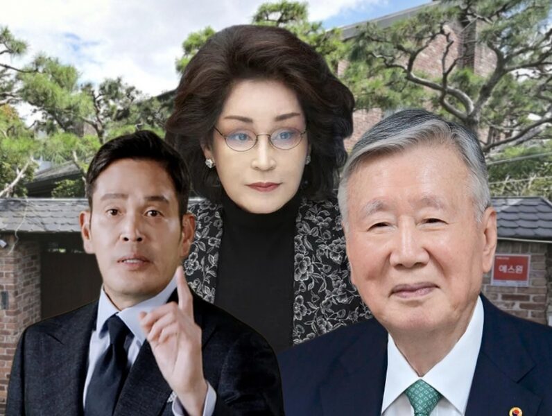 서울 용산구 한남동 단독주택을 배경으로 정용진 신세계그룹 회장(왼쪽), 이명희 신세계그룹 총괄회장(가운데), 이중근 부영그룹 회장(오른쪽)의 사진을 합성한 이미지. 해당 주택은 정 회장이 지난 6일 부영주택에 255억 5,000만 원에 매각했다. (사진=각사 제공 및 네이버 로드뷰)