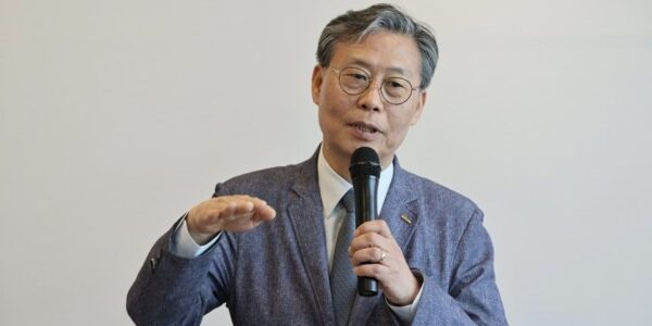 지난 5월 14일 광주 호남철도차량정비단에서 열린 기자 간담회에 참석한 김태승 코레일 사장. 사진 코레일