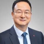 LG이노텍, 고점 석 달 반 만에 시총 23조 증발…’어닝 서프라이즈’ 2분기 이익은 전분기보다 17% 줄었다