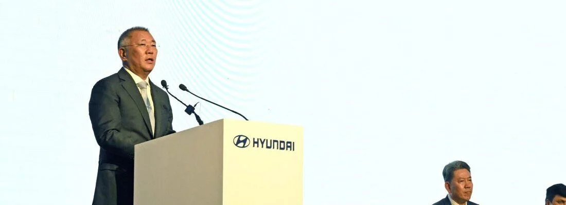 정의선 현대자동차그룹 회장이 지난 14일(현지시간) 인도 마하라슈트라주에서 열린 현대차 푸네 신공장 준공식에서 환영사를 하고 있다. (출처=현대자동차그룹)