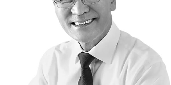 우종웅 모두투어 회장. 1989년부터 대표이사를 맡고 있으며 지분 11.26%를 가진 최대주주다. (출처=모두투어네트워크 홈페이지)